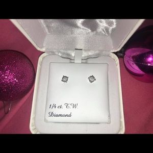 1/4 ct earrings